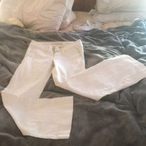 Woman’s white jeans -New -No Tags-Never worm